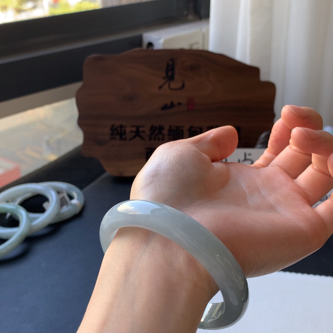翡翠未镶嵌手镯58正圈