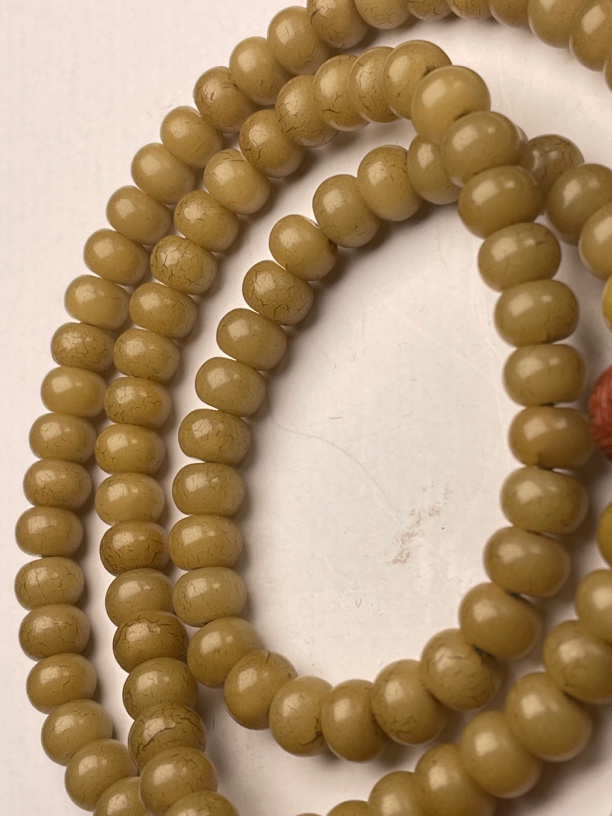 留藏精选：手盘老菩提根念珠