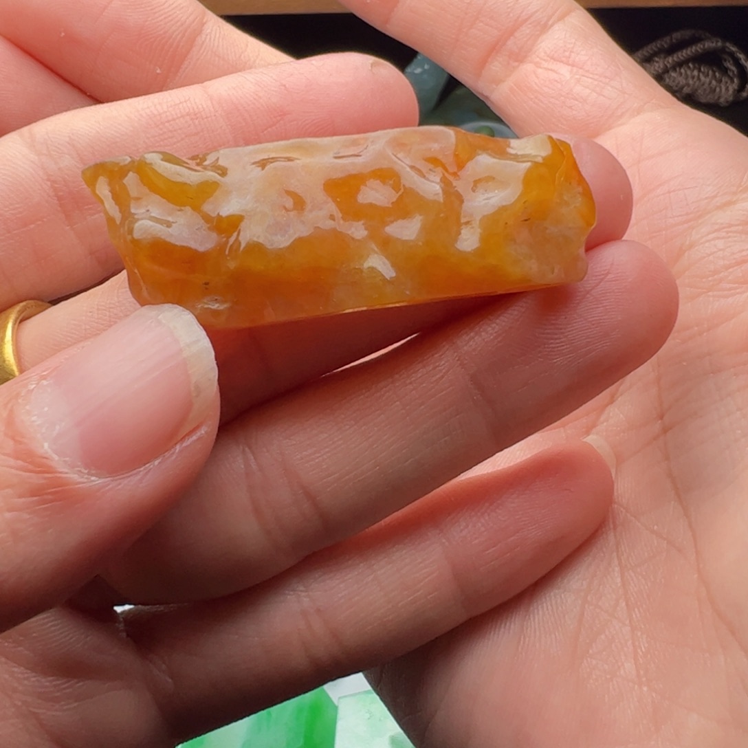 未镶嵌定制翡翠不包工
