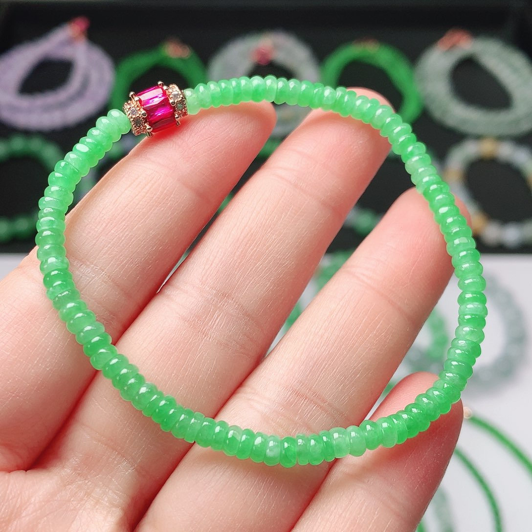 翡翠未镶嵌手链翡翠