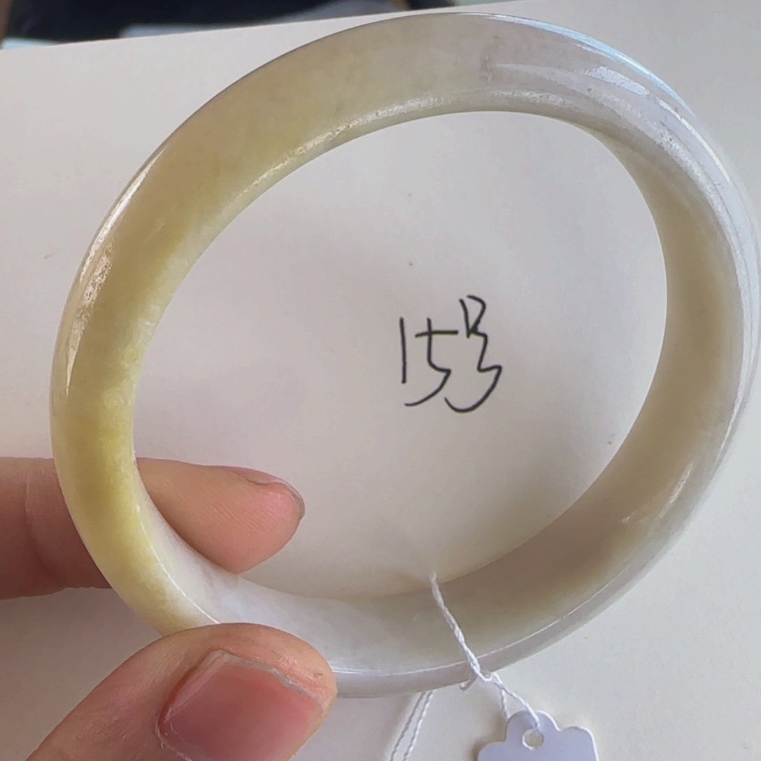 翡翠手镯未镶嵌老坑55色线