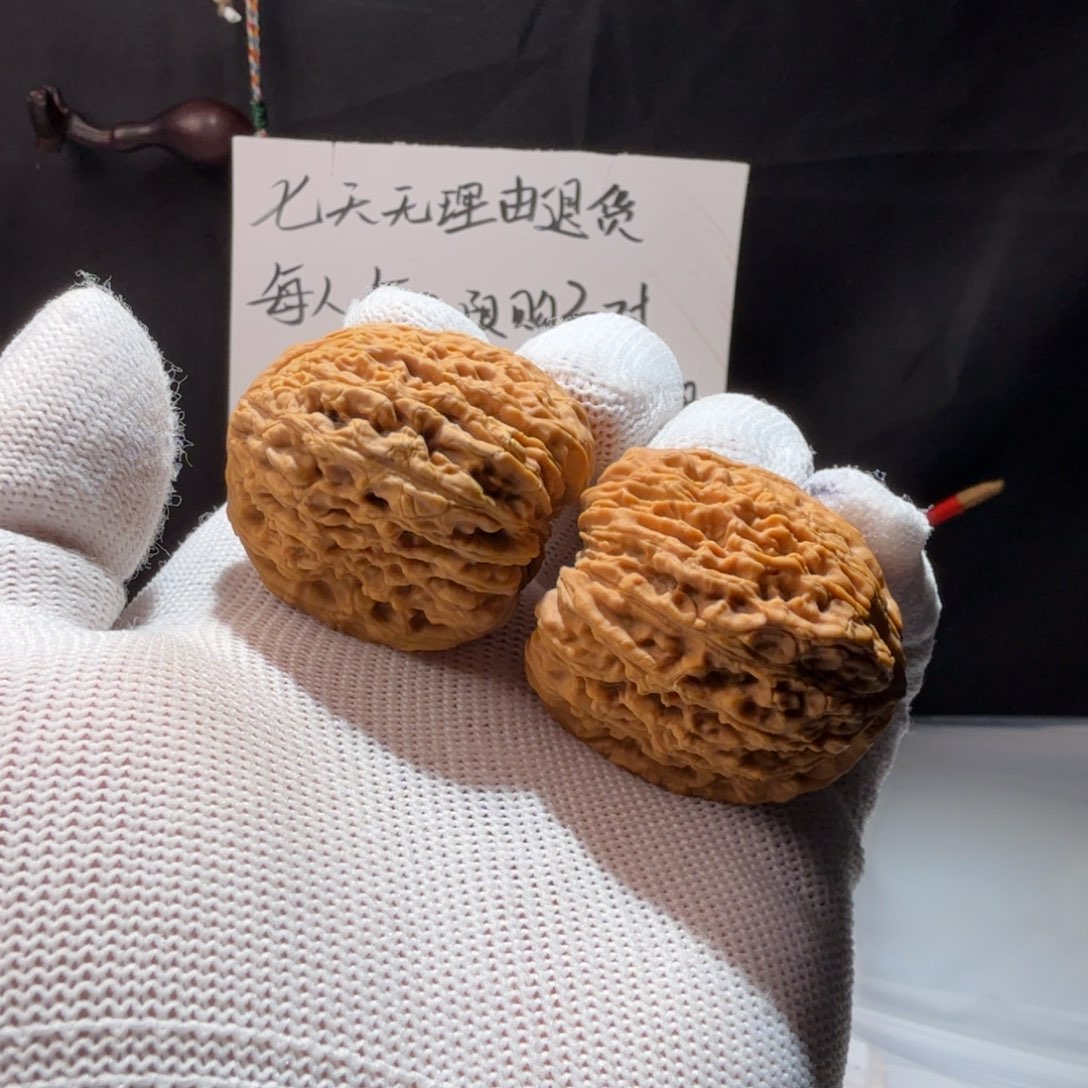 悟***6文玩核桃把件南疆石