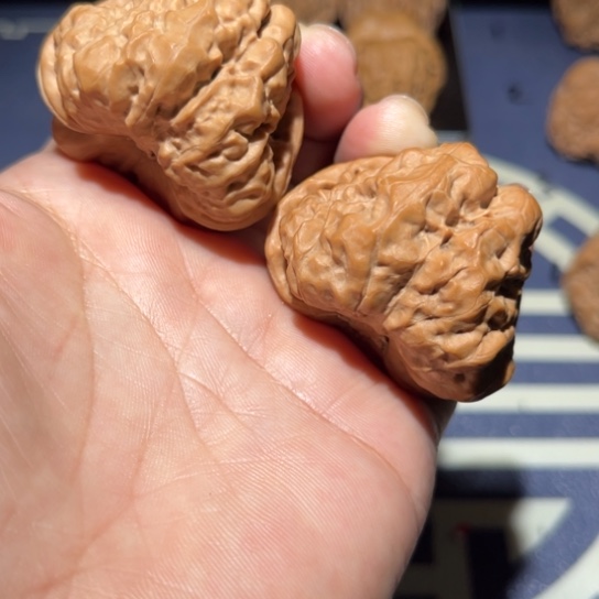 文玩核桃吊坠蛤蟆