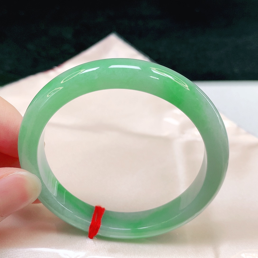 翡翠手镯未镶嵌6号