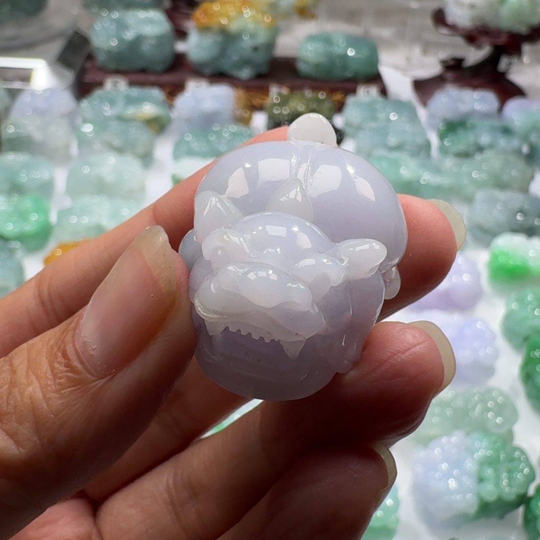 翡翠未镶嵌挂件貔貅