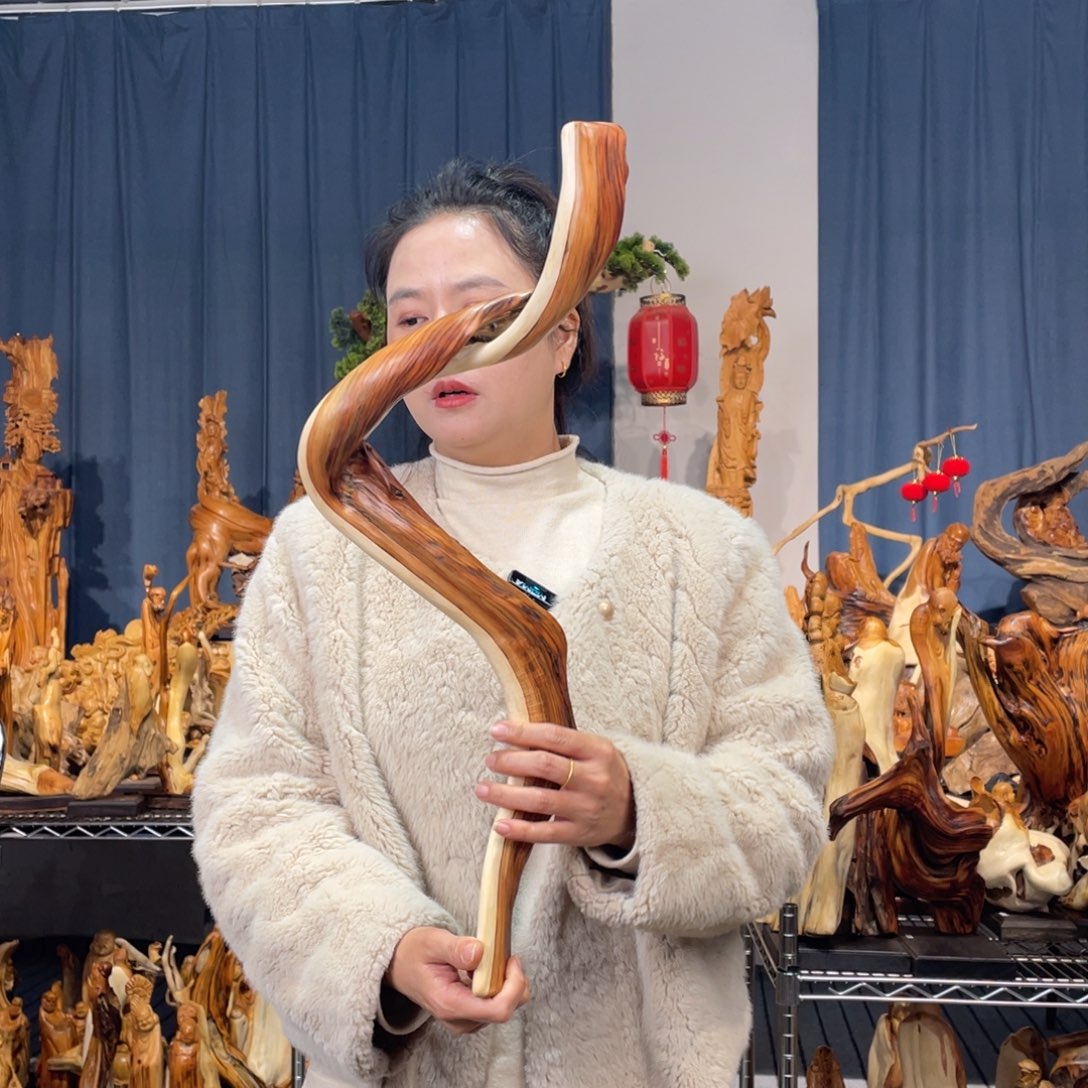 柏木（崖柏）随型摆件