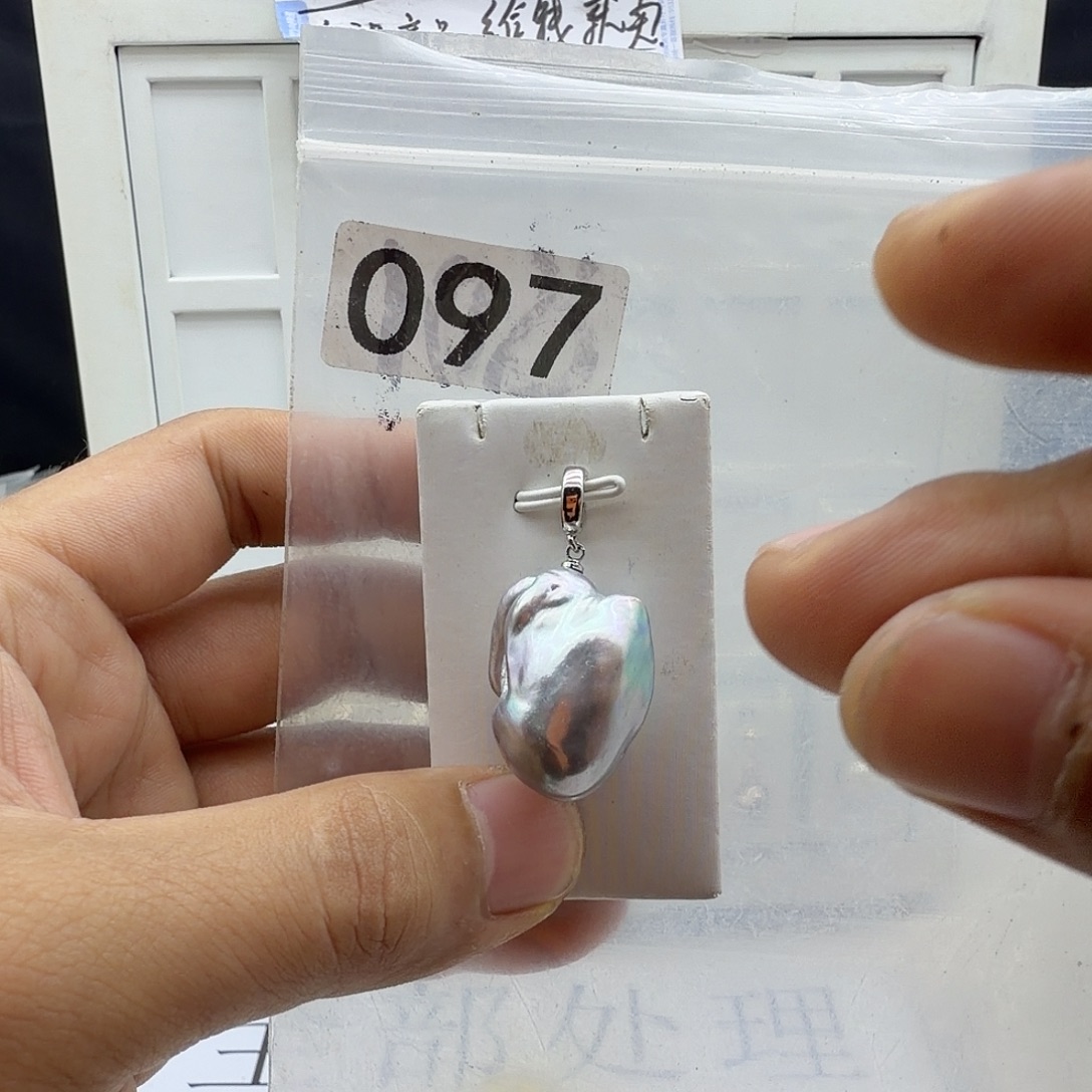 淡水珍珠合金颈饰