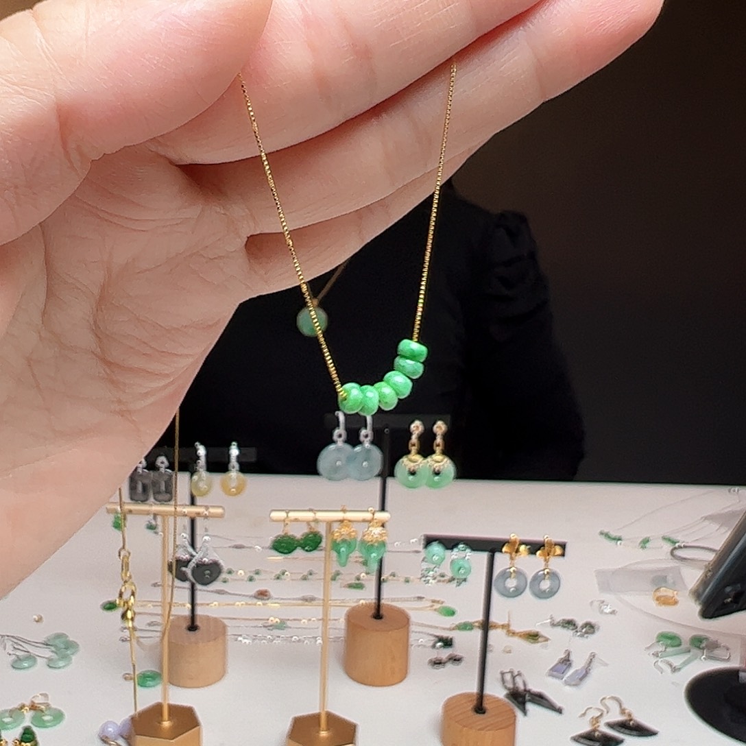 翡翠银S925镶嵌耳饰天然翡翠