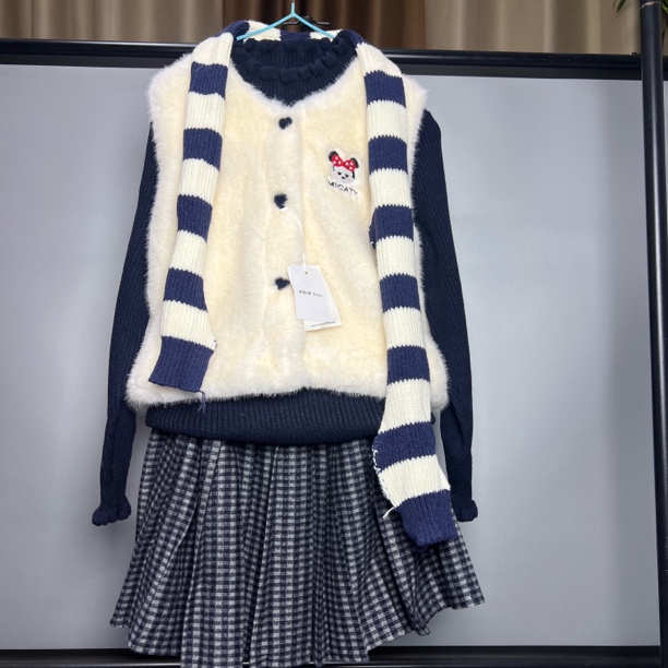 女童秋冬新款洋气甜美马甲毛衣百褶裙套装