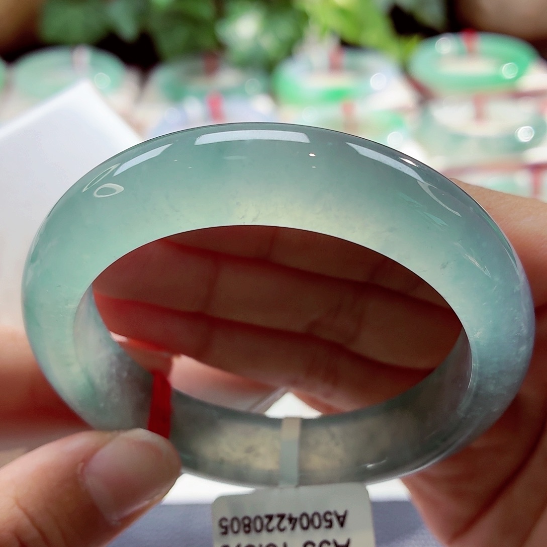 翡翠未镶嵌手镯马尔代夫蓝钢68-22