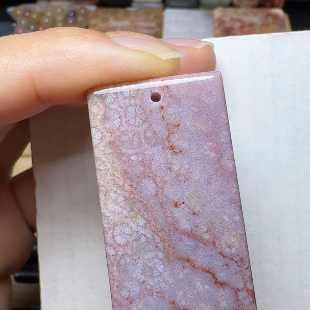 硅化玉紫粉小花未镶嵌