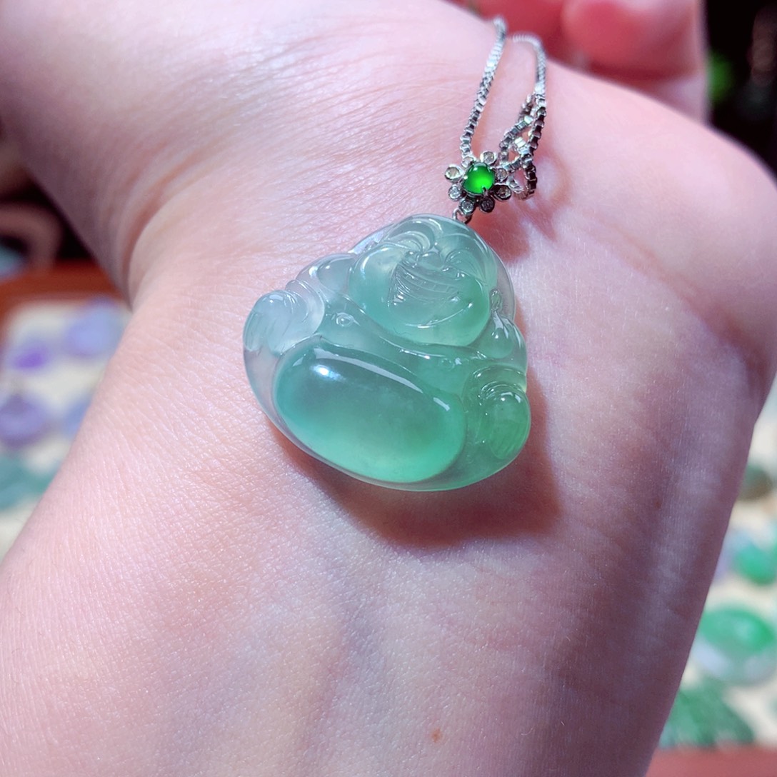 翡翠吊坠(不含链)18K金镶嵌