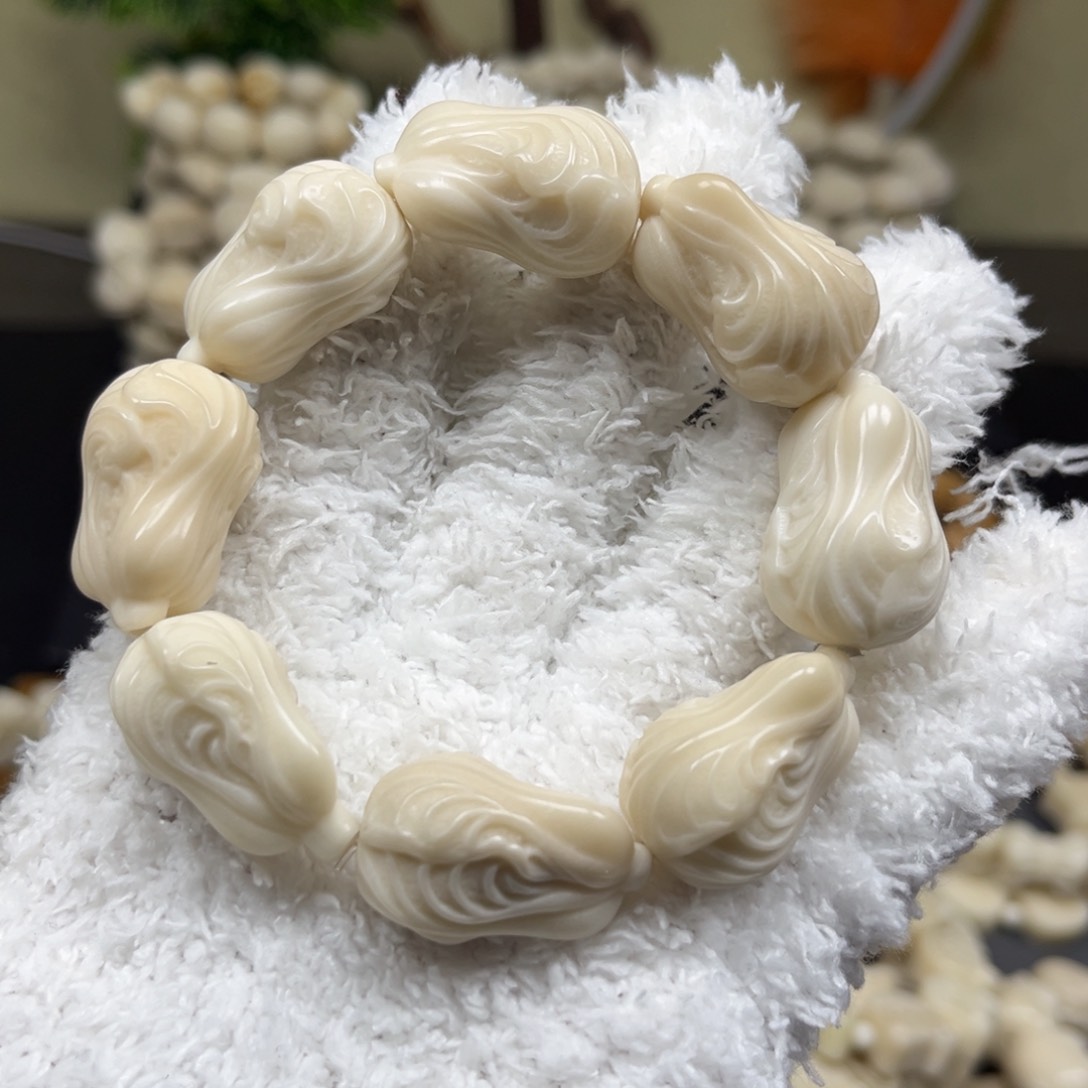 菩提根/象牙果吊坠2.7.67白菜微瑕