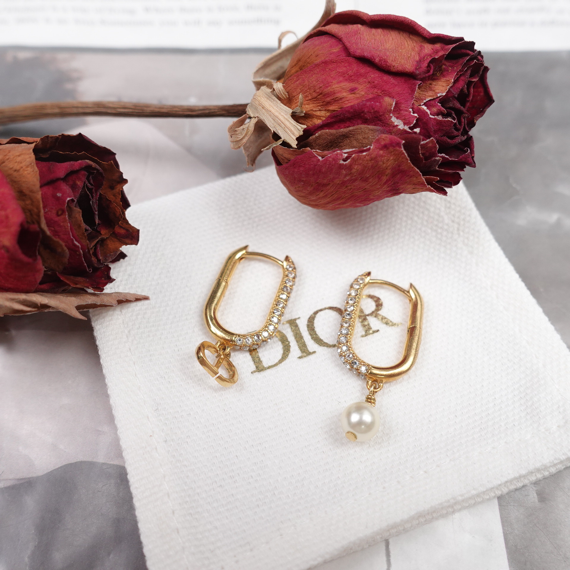 99新 DIOR/迪奥 /耳饰/T20318467