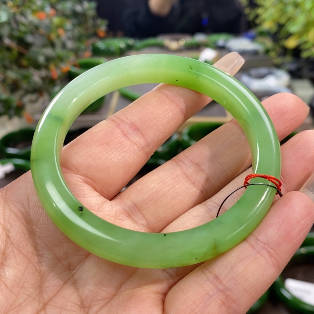 和田玉（碧玉）手镯未镶嵌