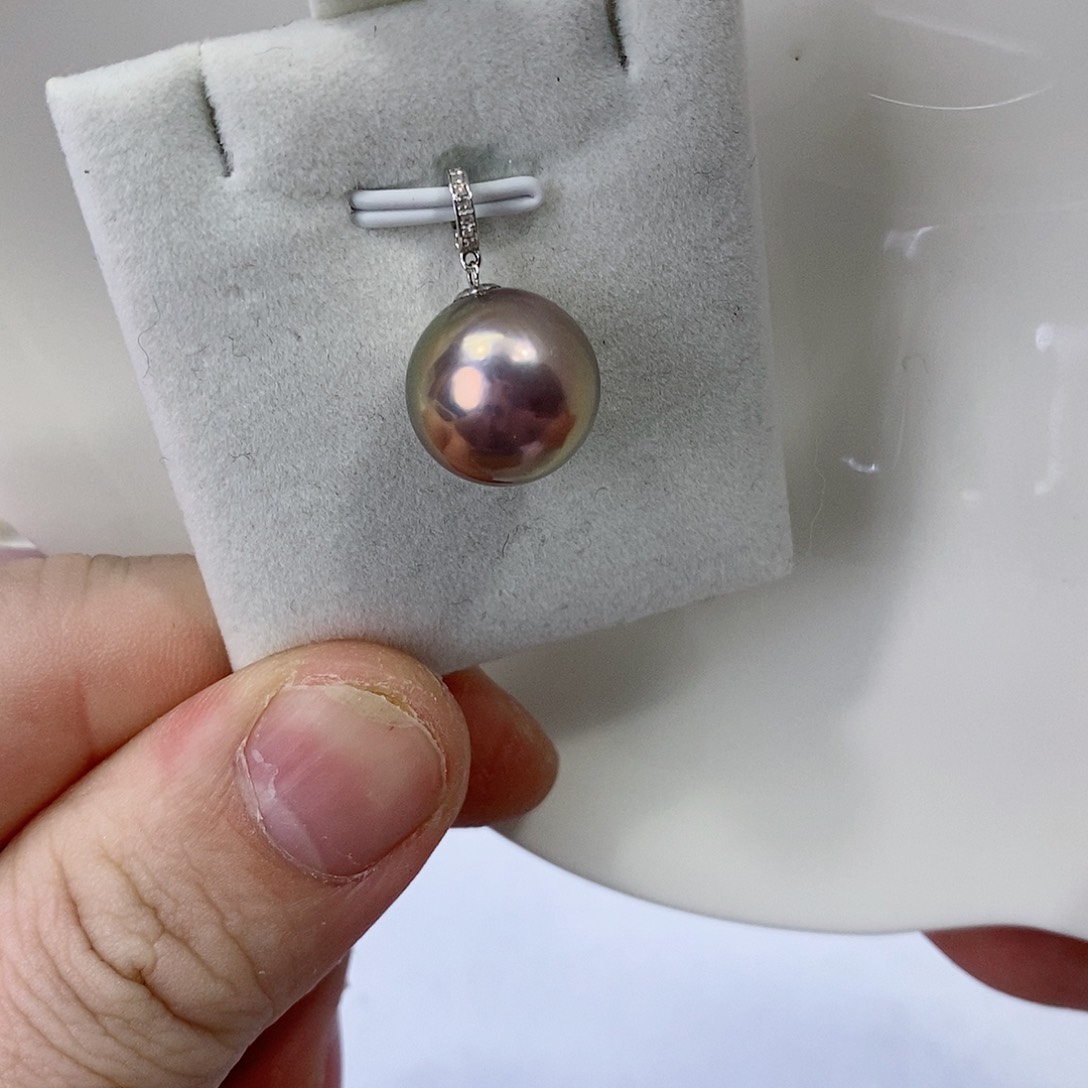 淡水珍珠颈饰18K金镶嵌