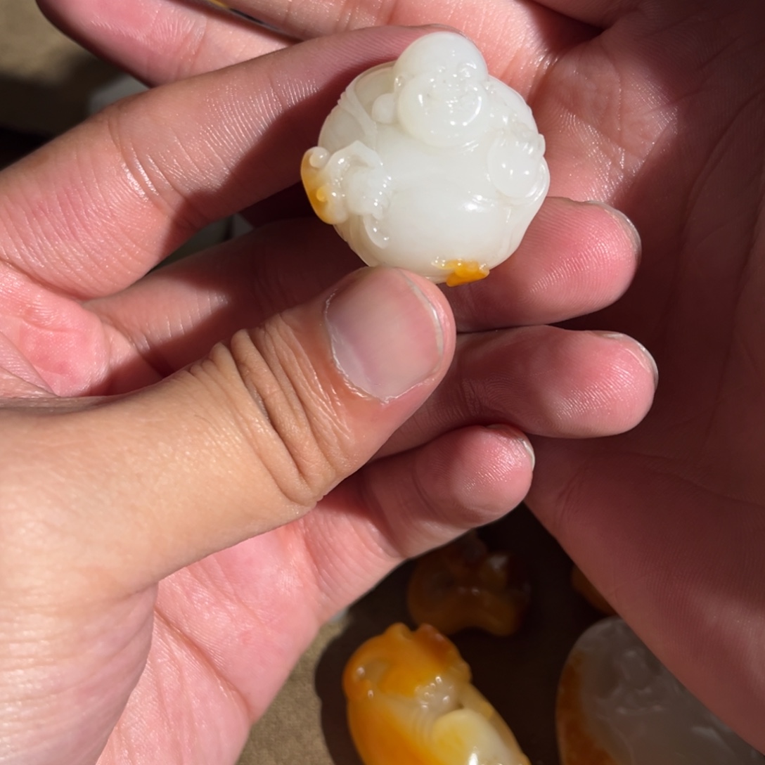 津***一和田玉（子料）未镶嵌颈饰