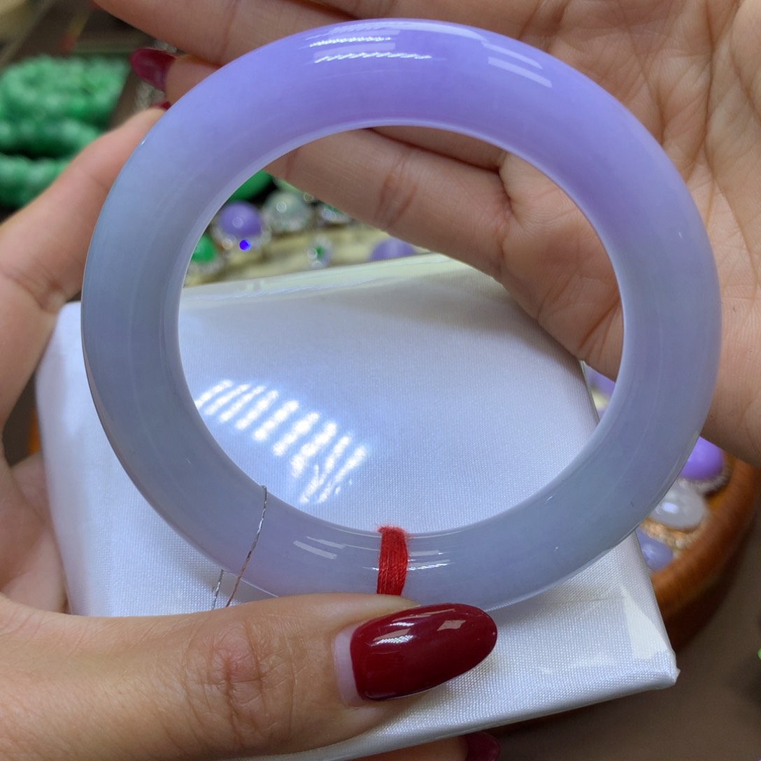 【闪购商品】翡翠颈饰未镶嵌圈口57