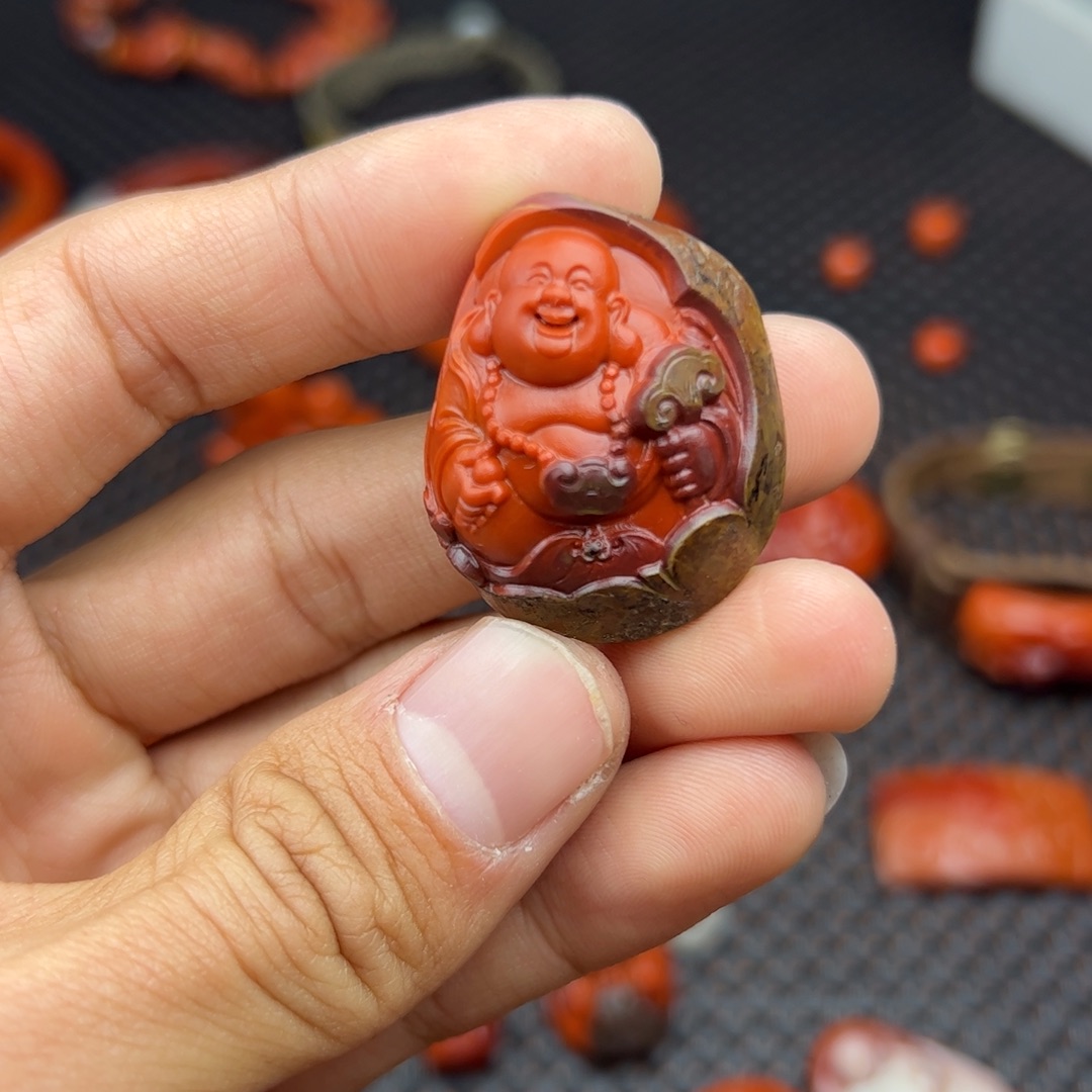 南红玛瑙颈饰未镶嵌羊*