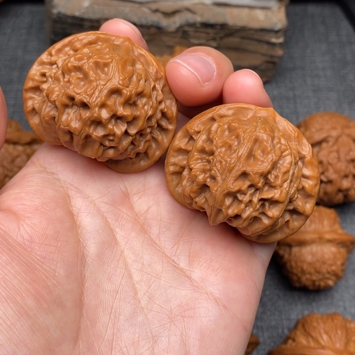 文玩核桃吊坠尺寸42宫灯