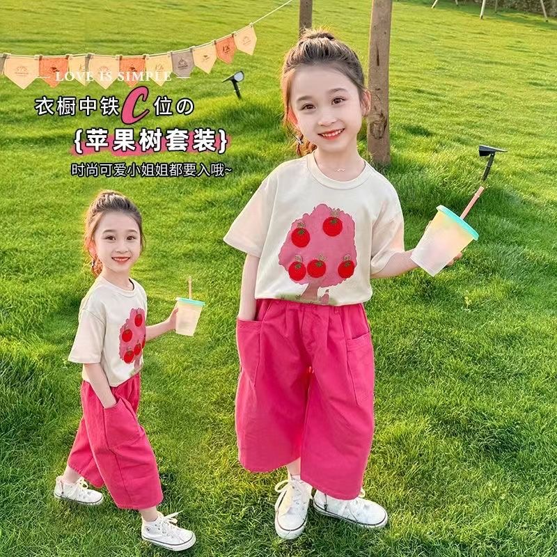 2025年新款女童儿童时尚网红套装甜美洋气小女孩苹果树两件套