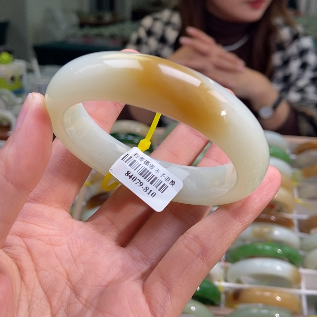 和田玉手镯未镶嵌56.0