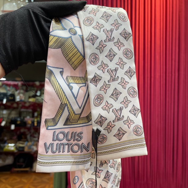 95新 LV lv 双层真丝飘带