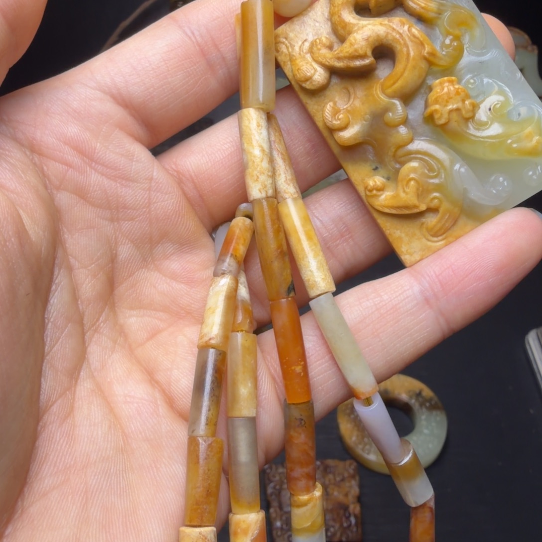 美***民和田玉（糖玉）未镶嵌挂件