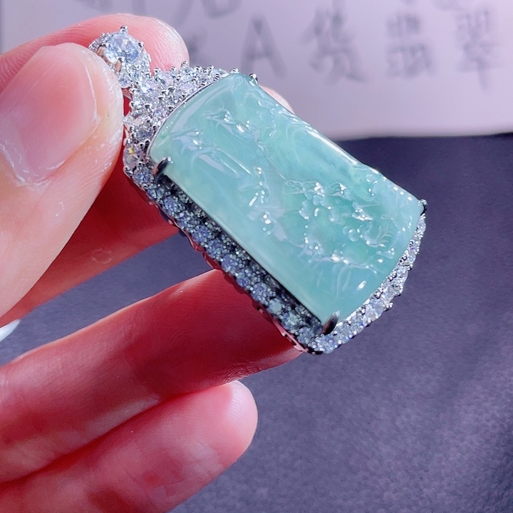 翡翠颈饰未镶嵌88888888
