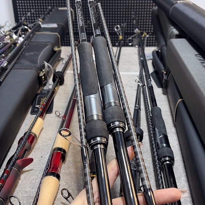 捷***机3.8m碳素精品路亚专用直柄