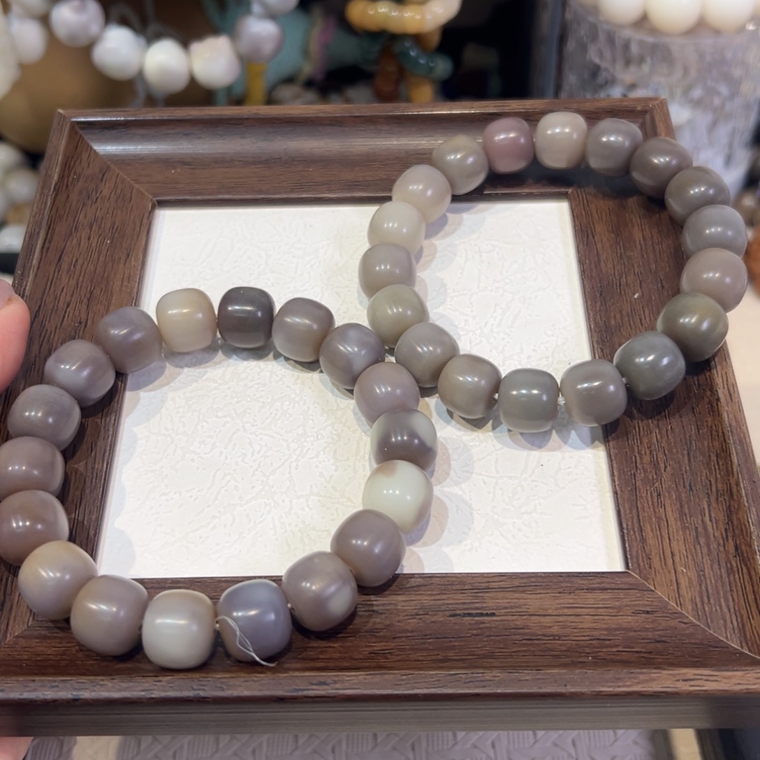 吊坠菩提根/象牙果香芋卡14