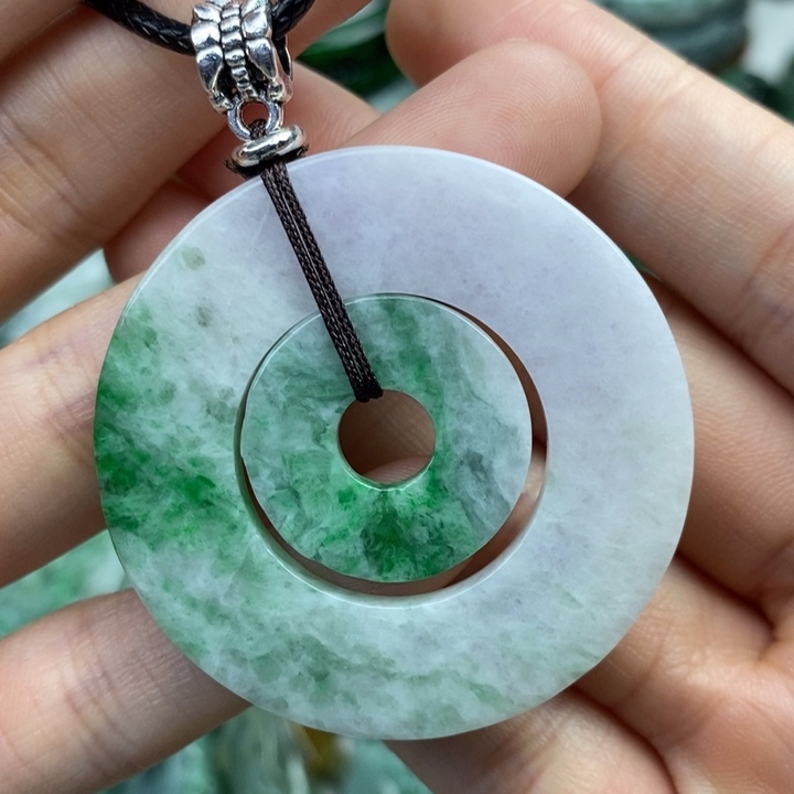 颈饰未镶嵌翡翠吊坠