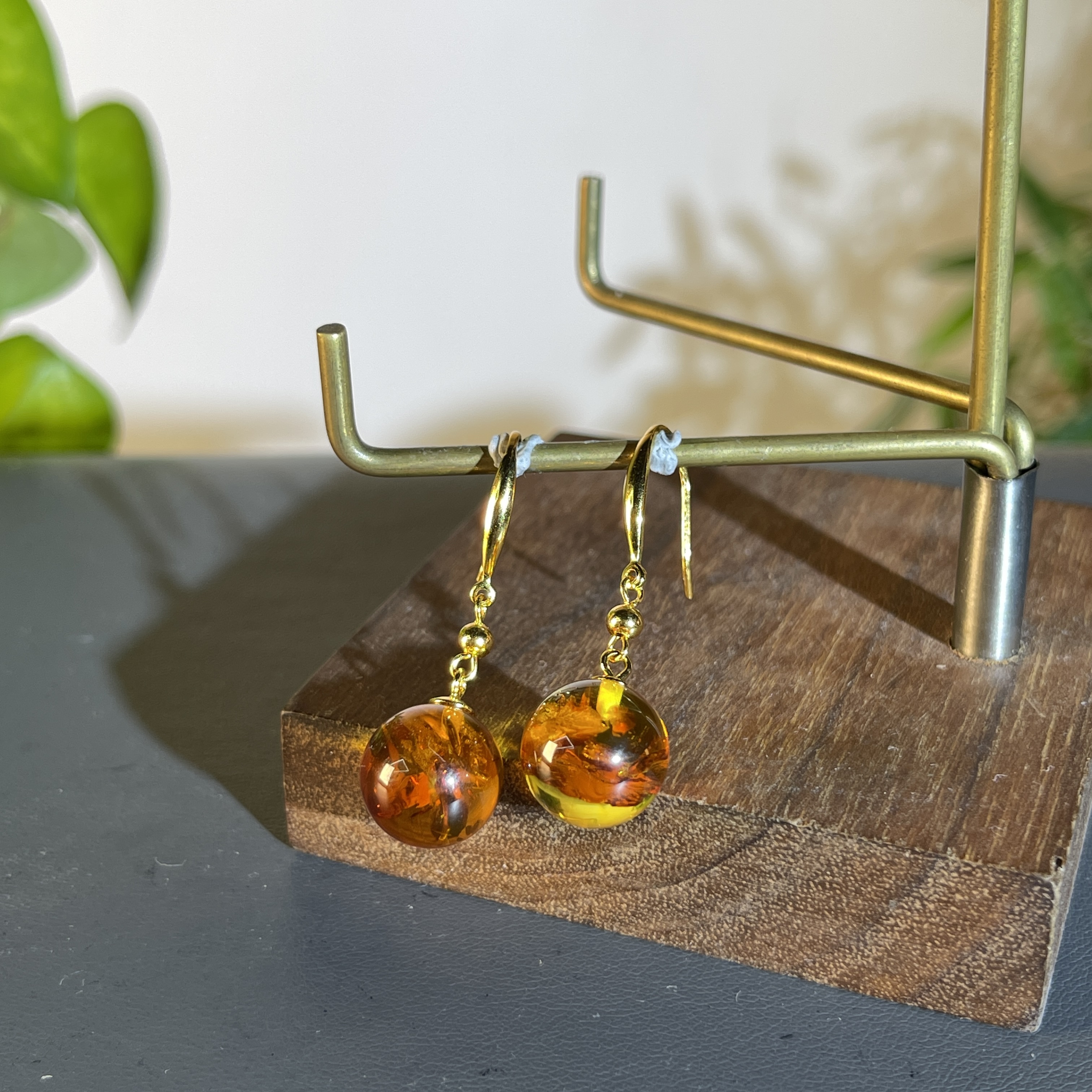 JTW15-02 琥珀-S925银耳饰一对