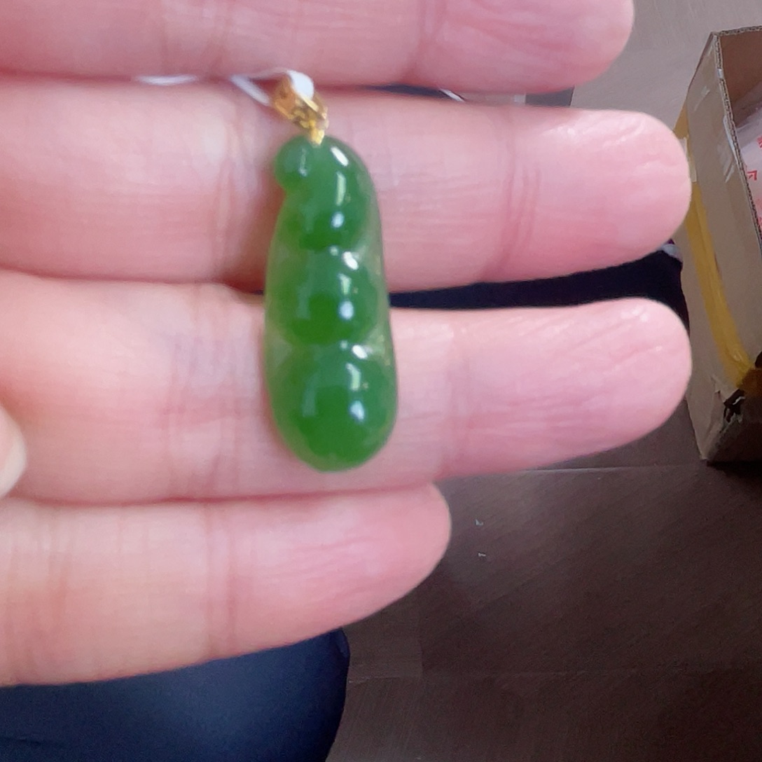 和田玉颈饰18K金镶嵌