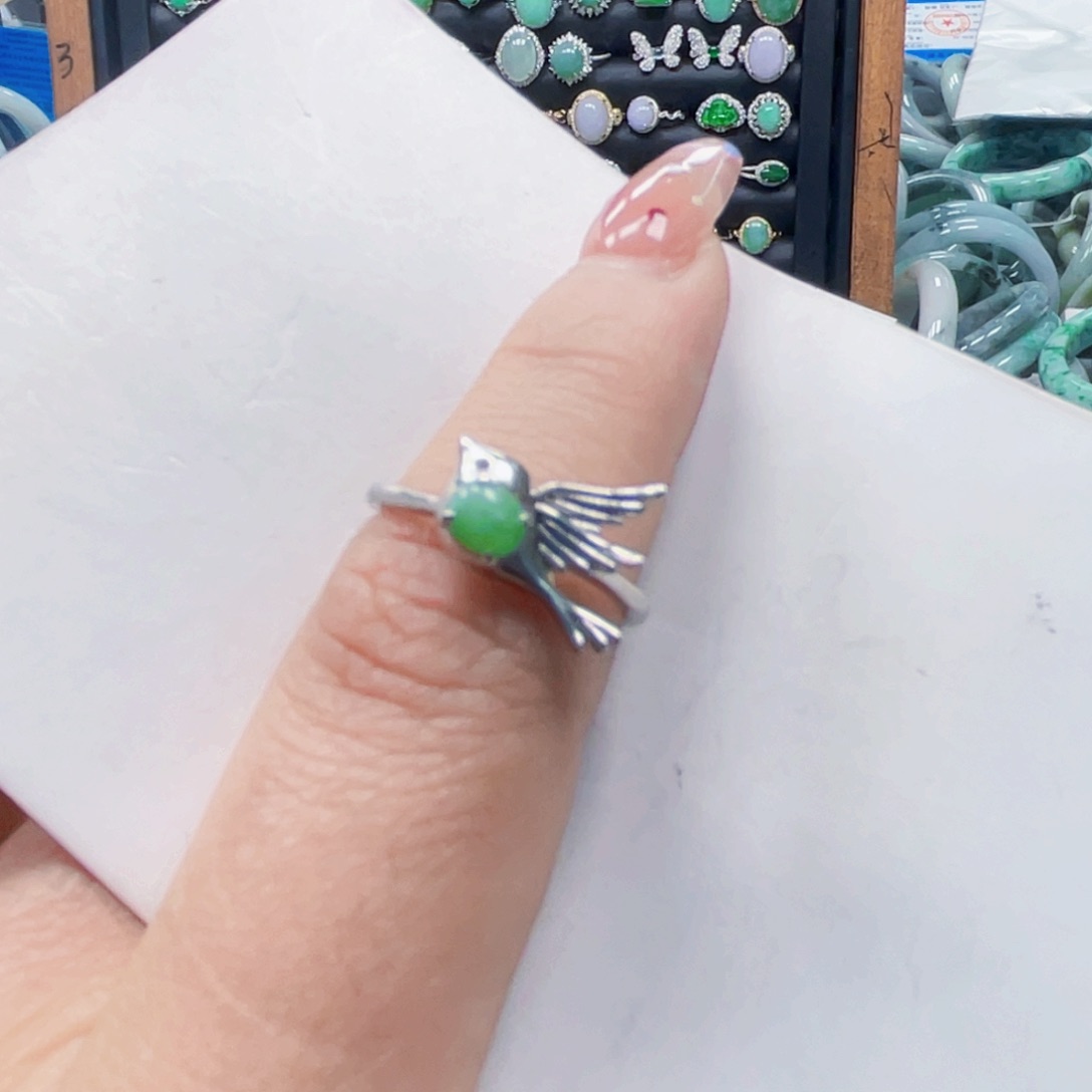 翡翠未镶嵌手镯天然翡翠Ａ货