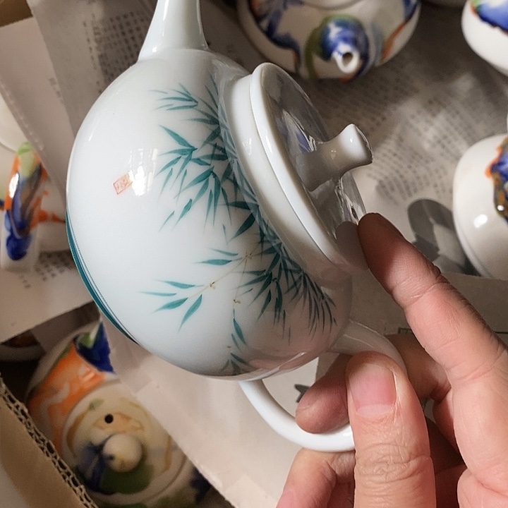 陶瓷艺术品及陶瓷制品