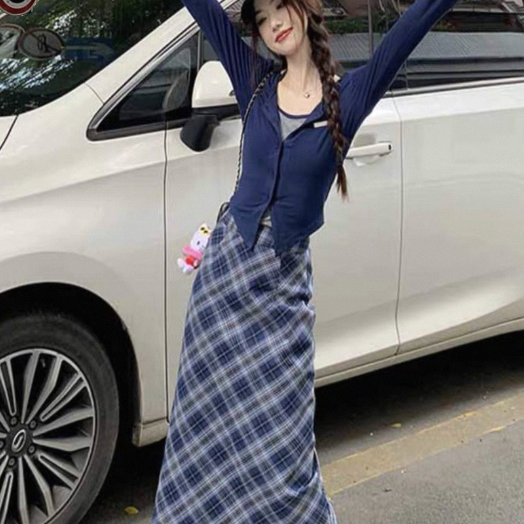 9308无图不符设计感纯欲长袖上衣格子半身长裙女秋季新款两件套