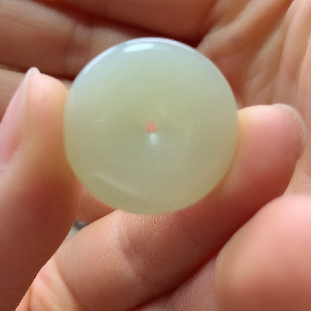 天***空和田玉未镶嵌颈饰