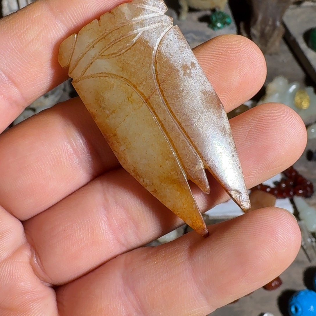 和田玉（糖玉）未镶嵌挂件