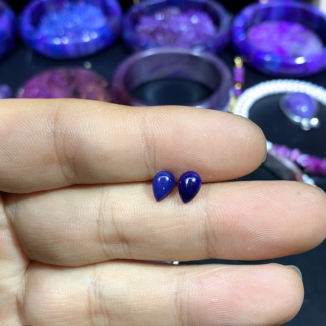 苏纪石（舒俱来）未镶嵌南非舒俱来耳钉一对