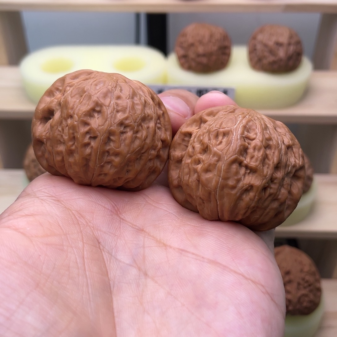 文玩核桃吊坠43铁锤