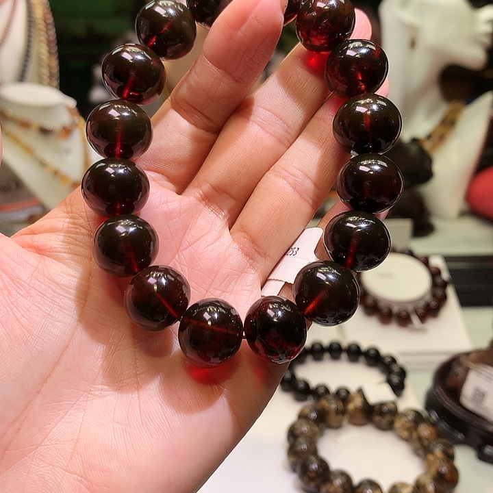 琥珀裸石未镶嵌M**J琥珀