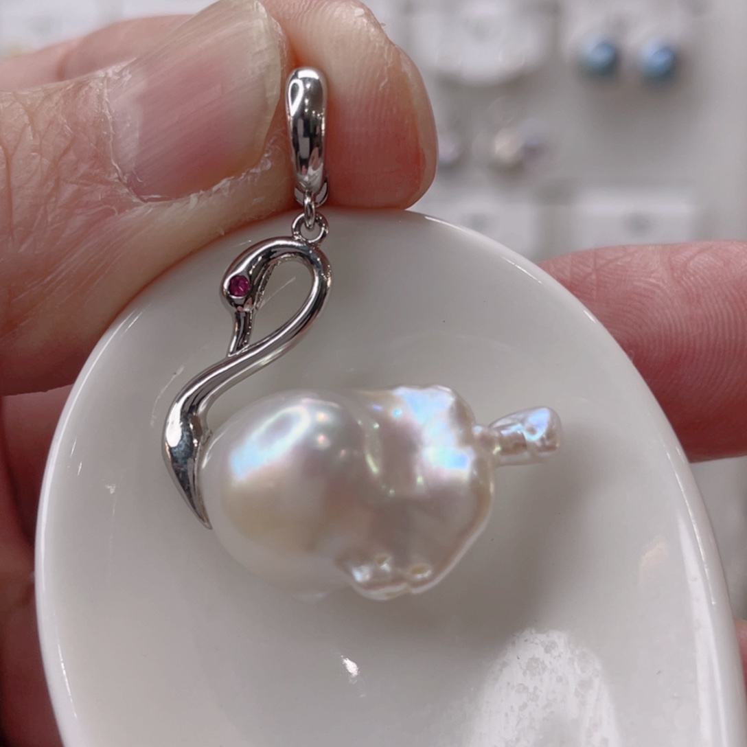 颈饰未镶嵌淡水珍珠