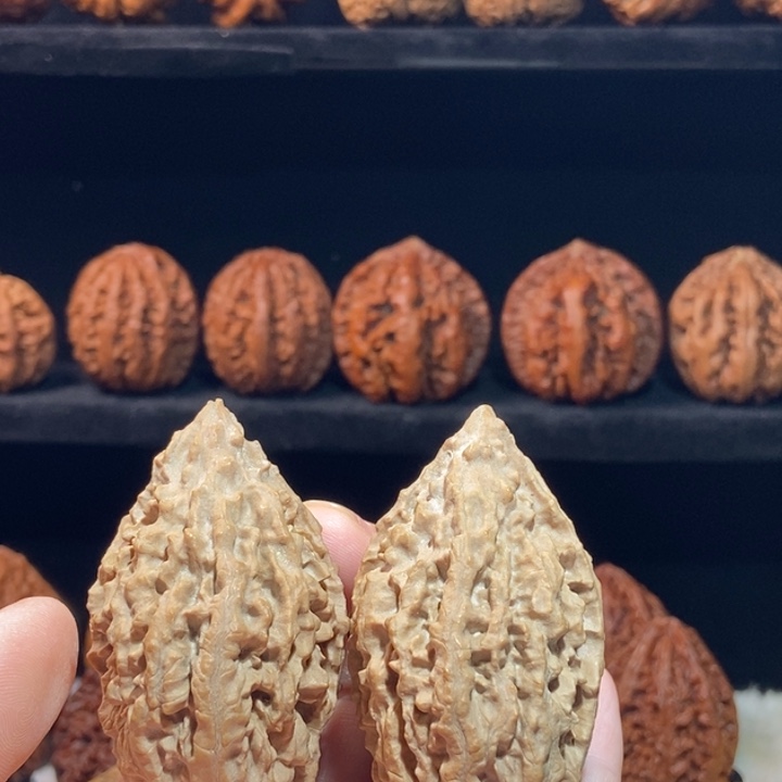 文玩核桃把件7号车