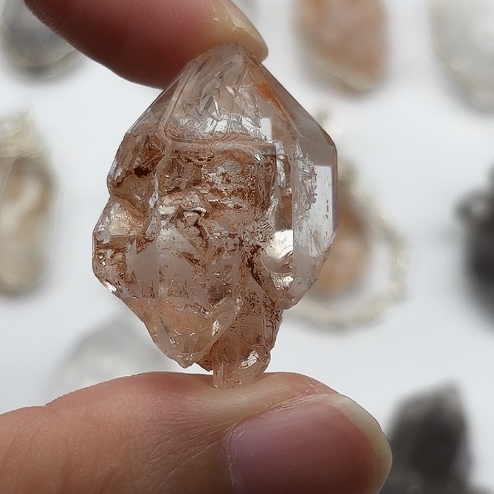 颈饰合金水晶巴基斯坦红泥闪灵钻34mm+