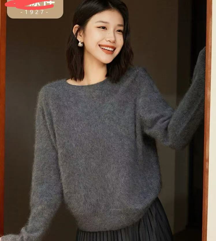 1033【三炫女装】冬季新款高级设计圆领时尚百搭拉绒上衣