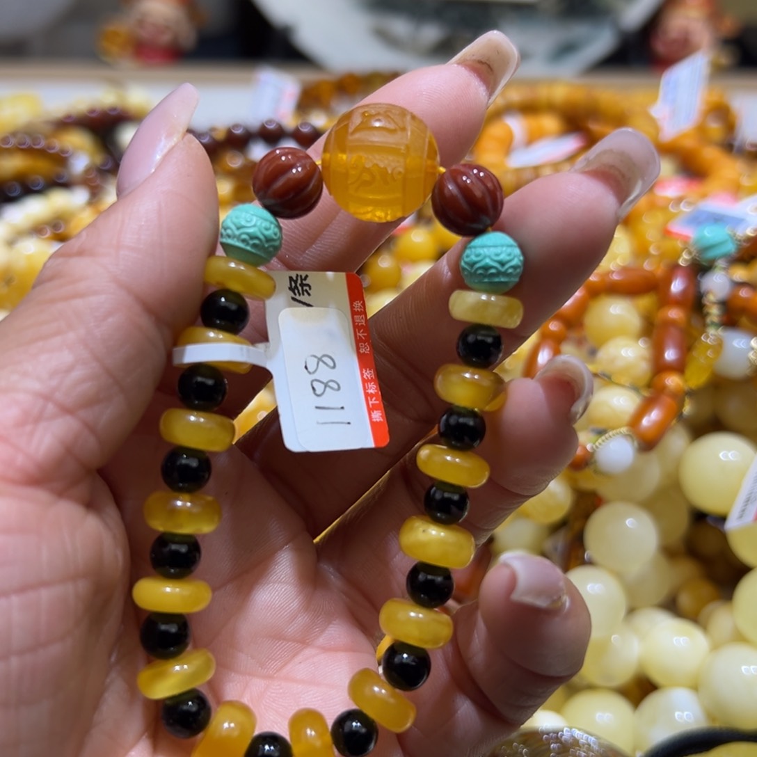 琥珀珠宝奇石未镶嵌