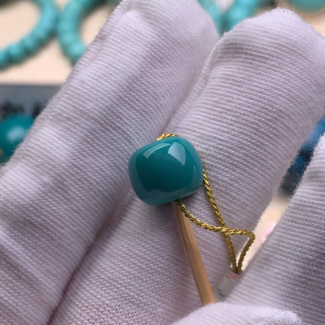 天***6未镶嵌绿松石珠宝奇石