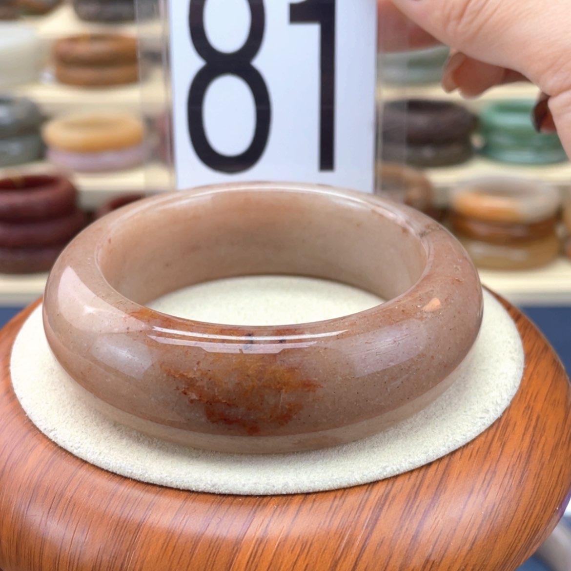 【闪购商品】石英质玉手镯未镶嵌