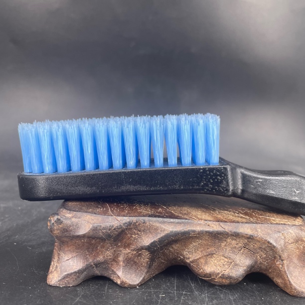 核桃表妹文玩核桃手刷送一对南将石有黄